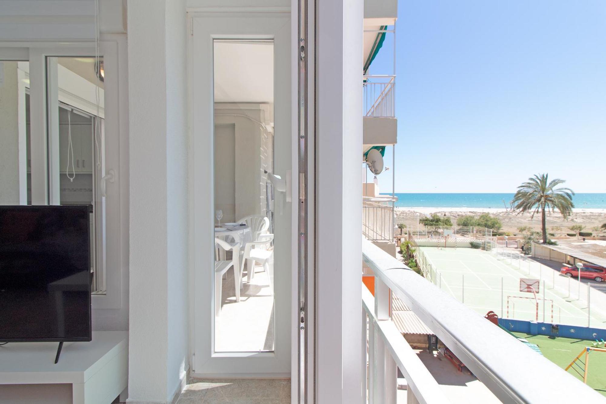 Global Properties, Las dachas 1 - Apartamento en primera línea de playa Canet d'En Berenguer Exterior foto